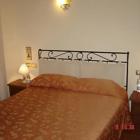 San Michele Hotell 2*